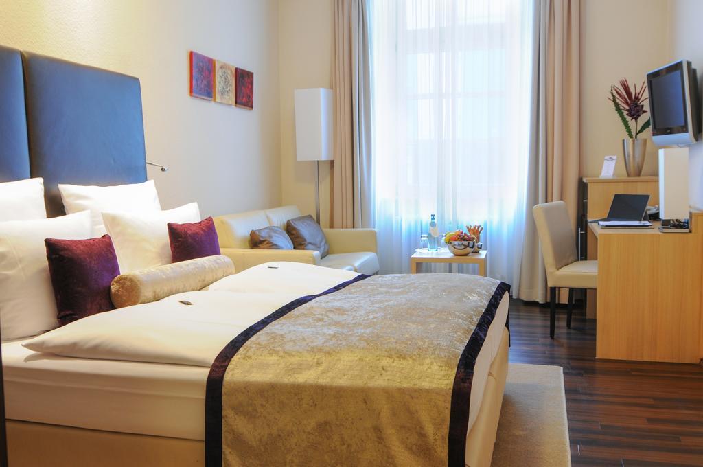 Hotel Merkur Baden-Baden Eksteriør bilde