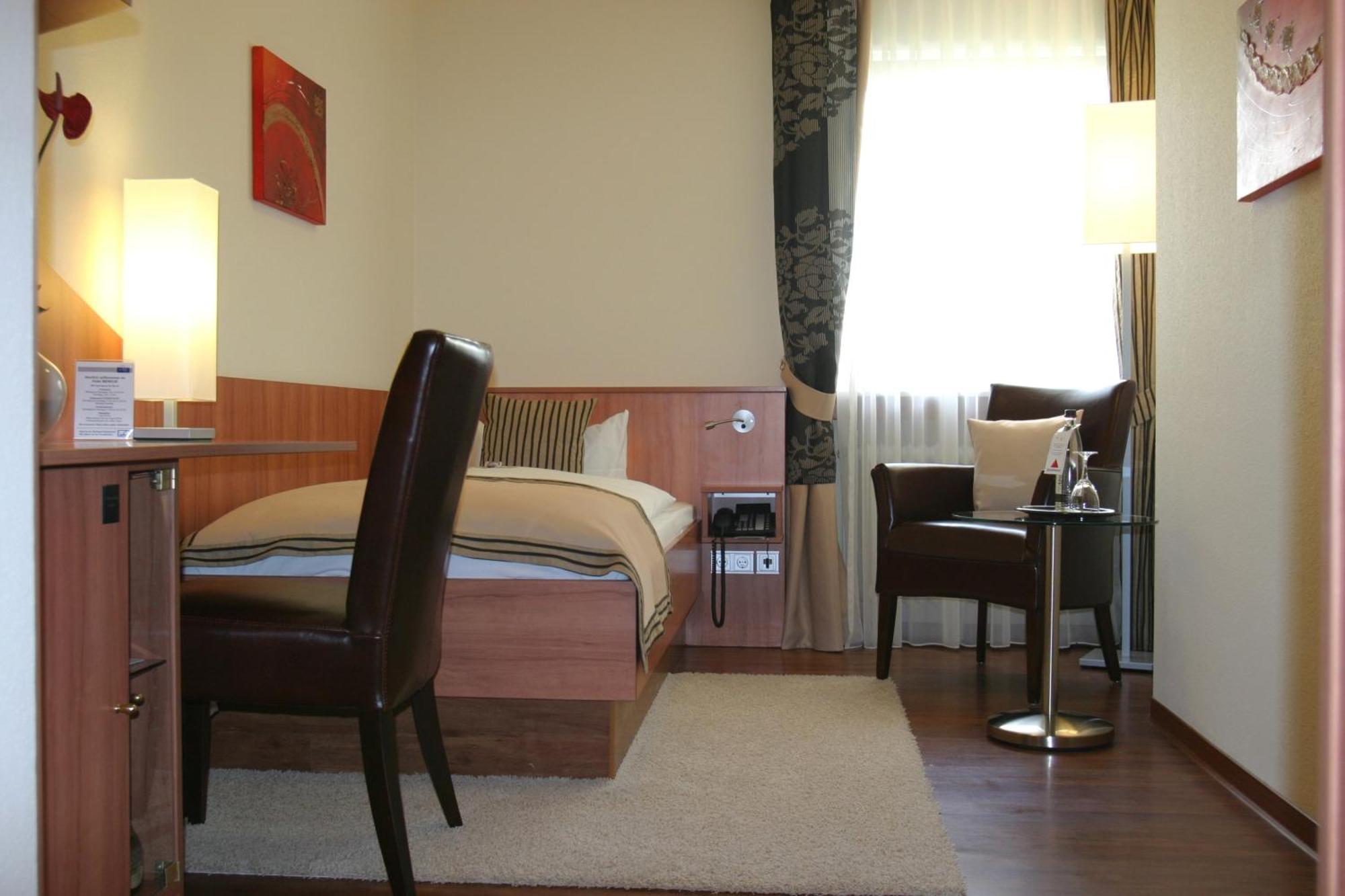 Hotel Merkur Baden-Baden Rom bilde